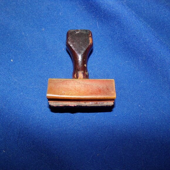 Vintage Collectible Solid Wood Rubber Address Hand Stamp - Picture 3 of 4